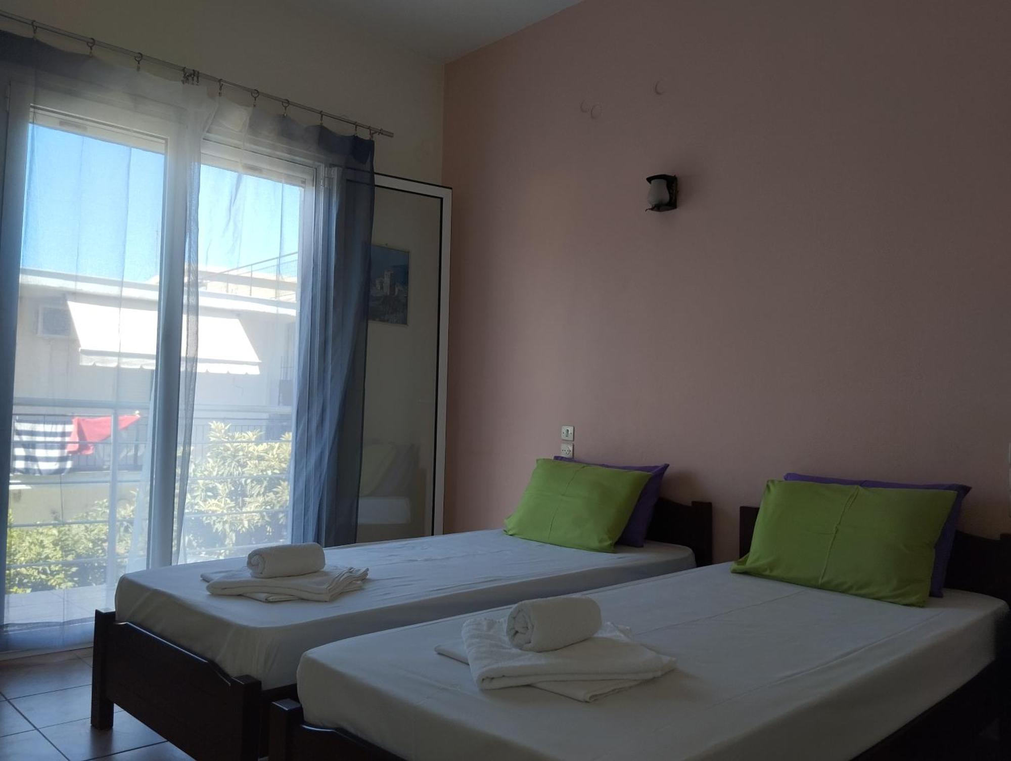 Hotel Neon Astron Kamena Vourla Luaran gambar