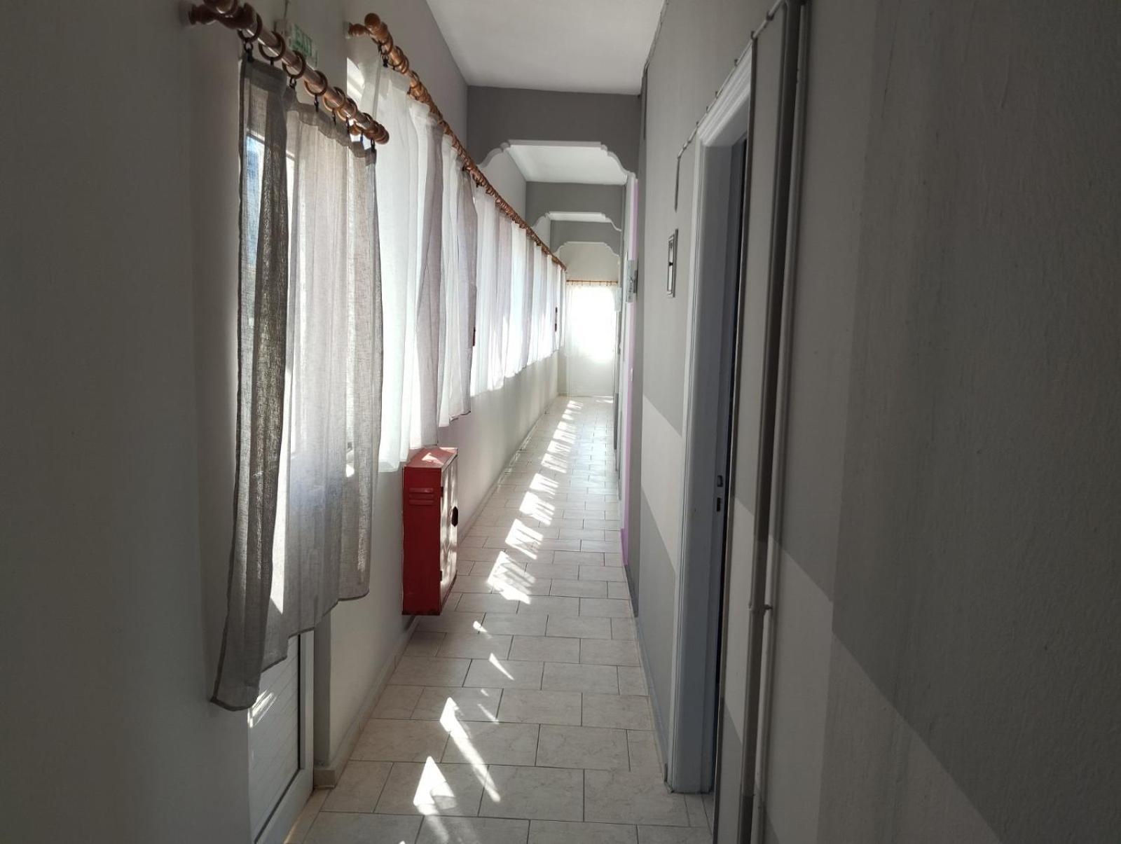 Hotel Neon Astron Kamena Vourla Luaran gambar