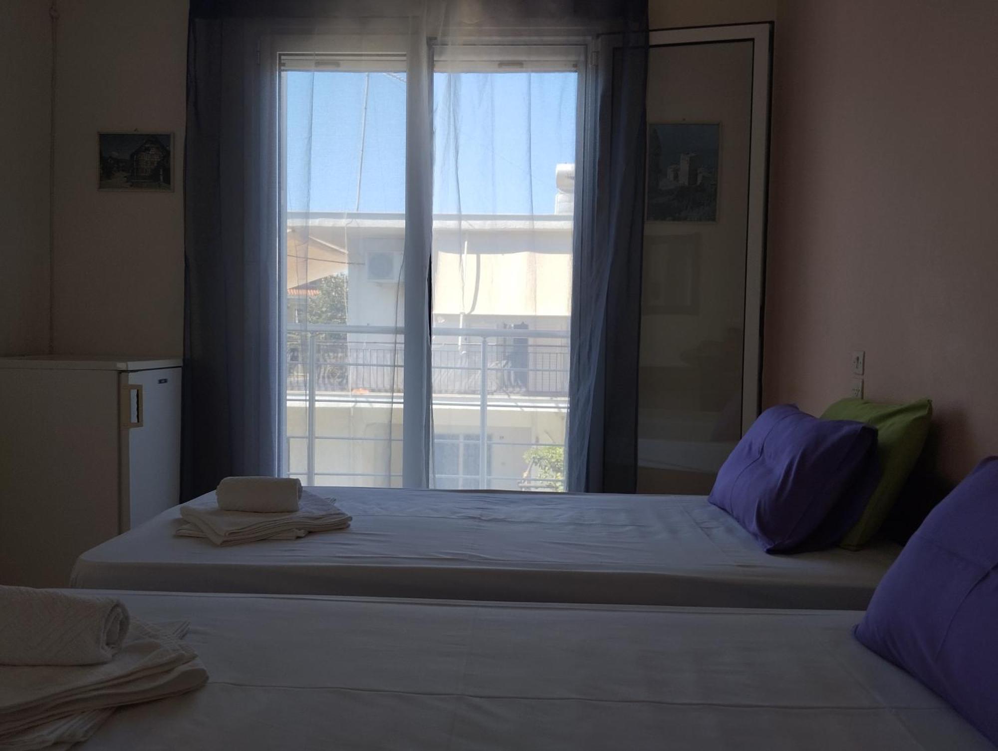Hotel Neon Astron Kamena Vourla Luaran gambar