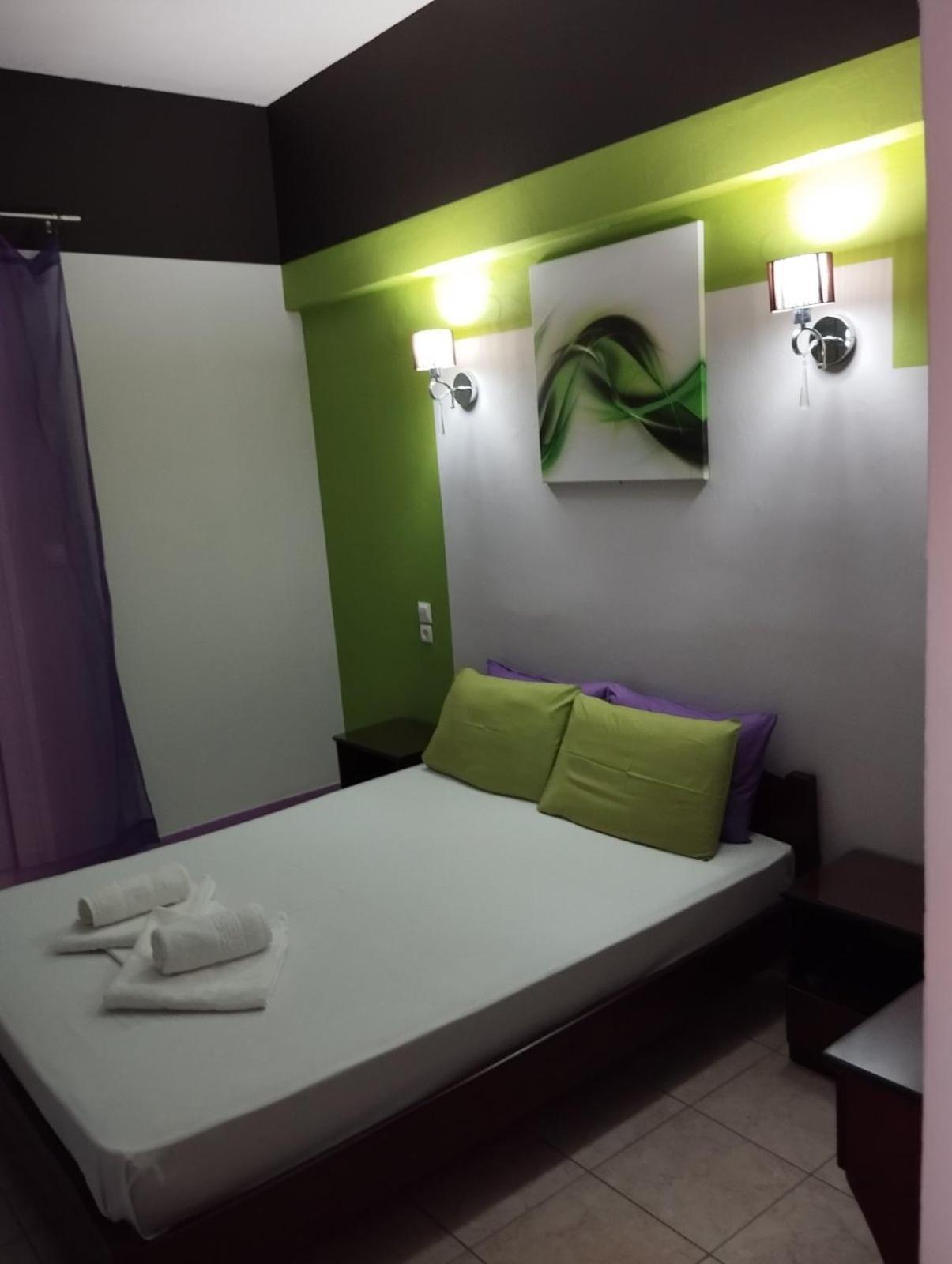Hotel Neon Astron Kamena Vourla Luaran gambar